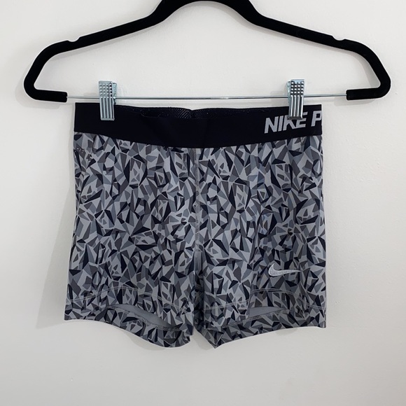 Nike Pro Compression Shorts - Picture 2 of 9